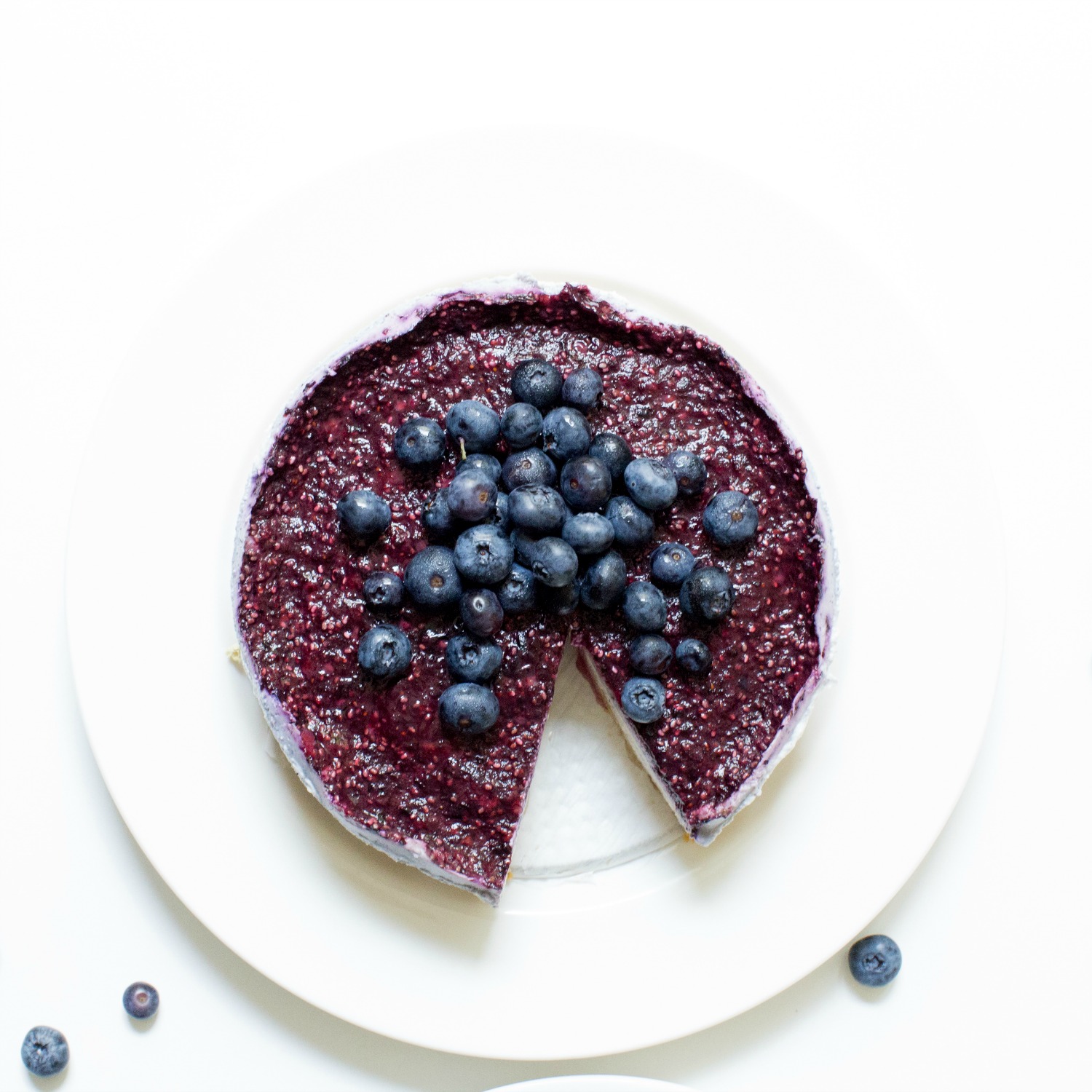 Blueberry Cheesecake with Quinoa Flake Crust_2.jpg